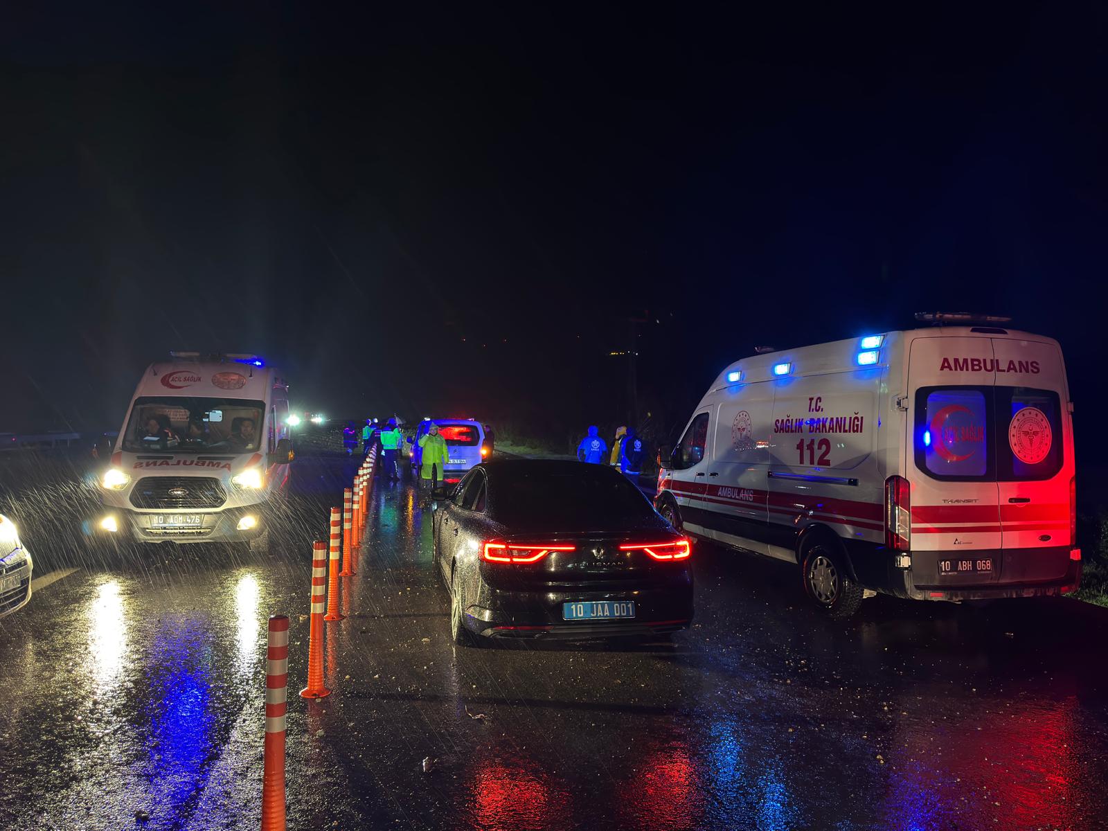 Balıkesir'de F-16 uçağı düştü, pilot şehit oldu